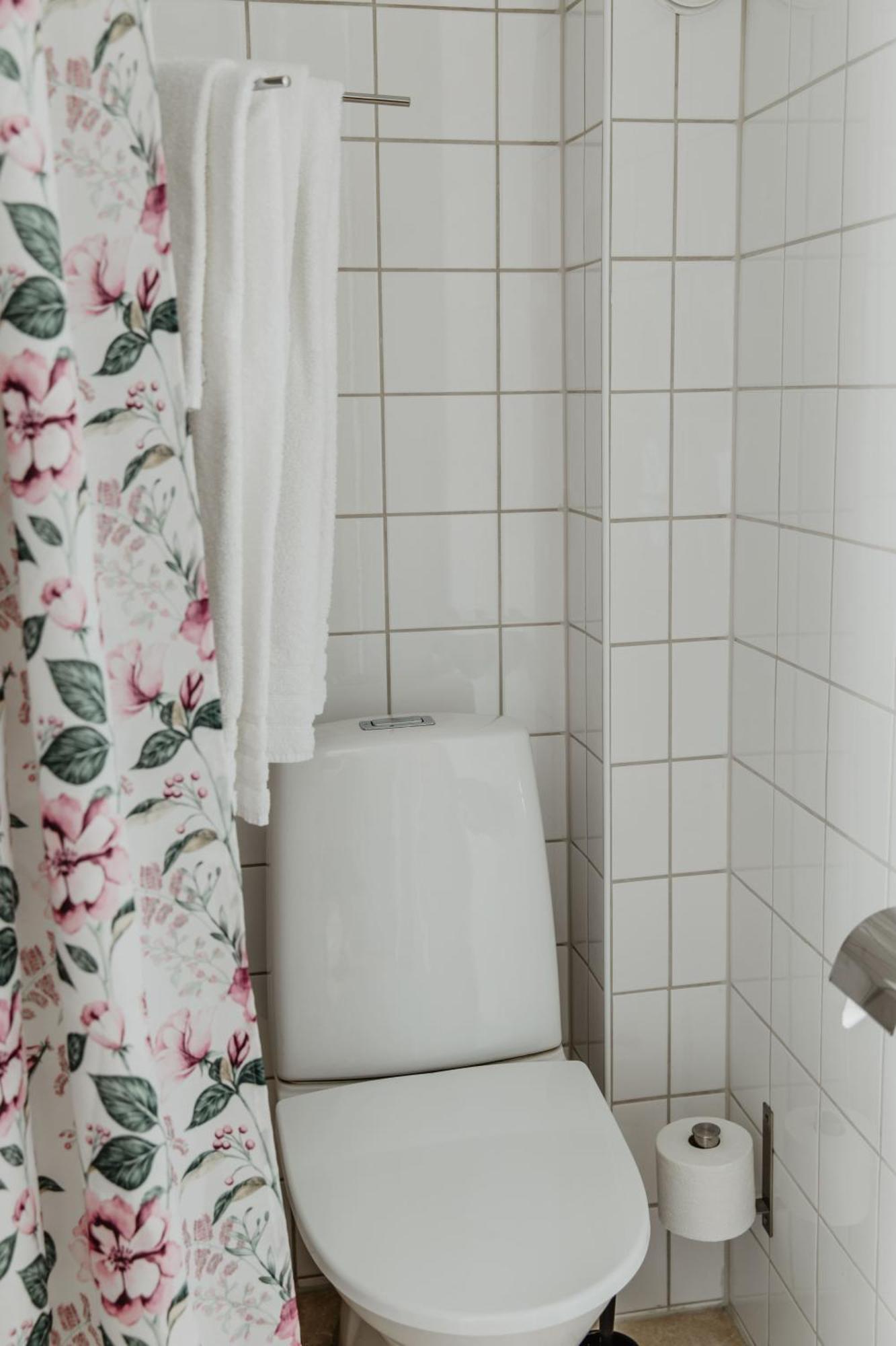 Slottsparken Motel Huskvarna Exteriér fotografie
